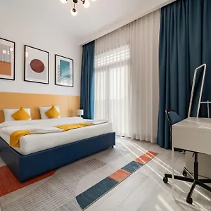 Izzzi Life Mint Aparthotel